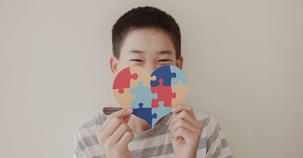 Abril Azul: saiba o que é o Autismo infantil, suas causas e sinais!